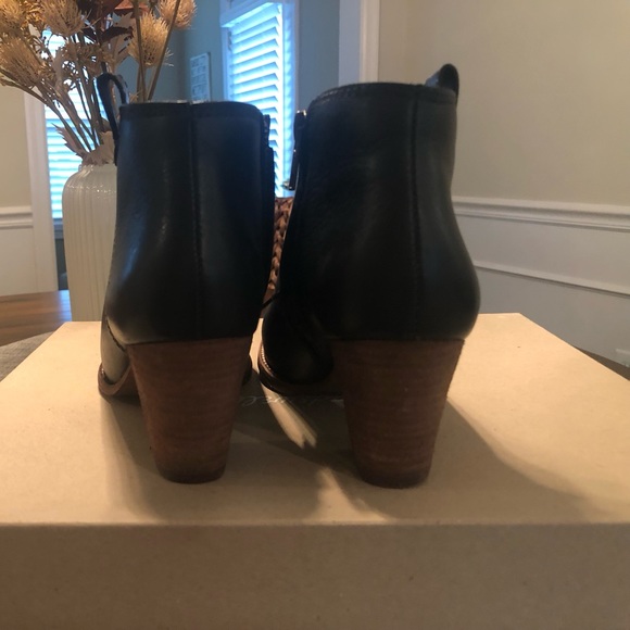 Madewell: Billie Boot in True Black Leather. - Picture 4 of 5
